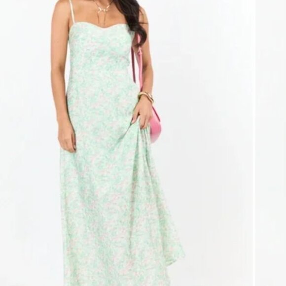 Pink Lily | SUNSET SCROLL PINK AND GREEN FLORAL PRINT MAXI DRESS - Picture 1 of 3